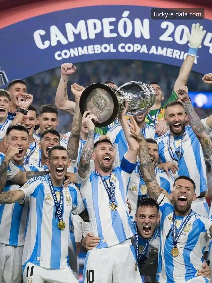 阿根廷5-0大胜赞比亚：梅西让点球奥塔门迪泪别主场